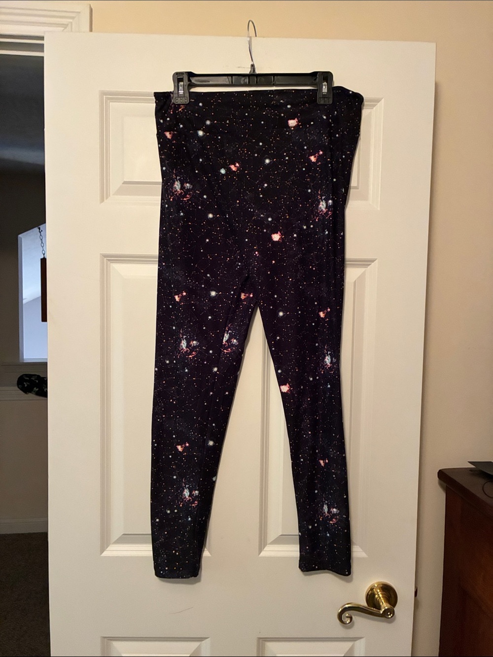 Galaxy Print Women’s LuLaRoe T/C Leggings - Black with Pink Stars